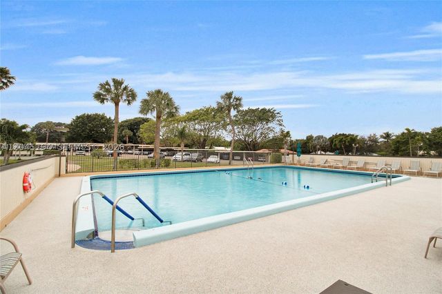 555 NW 4th Ave 4250, Boca Raton, FL 33432