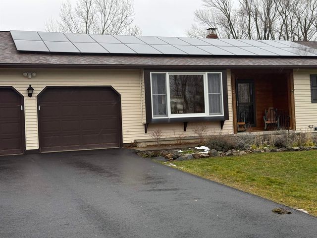 29 Mount Pleasant Drive, Brandon, VT 05733