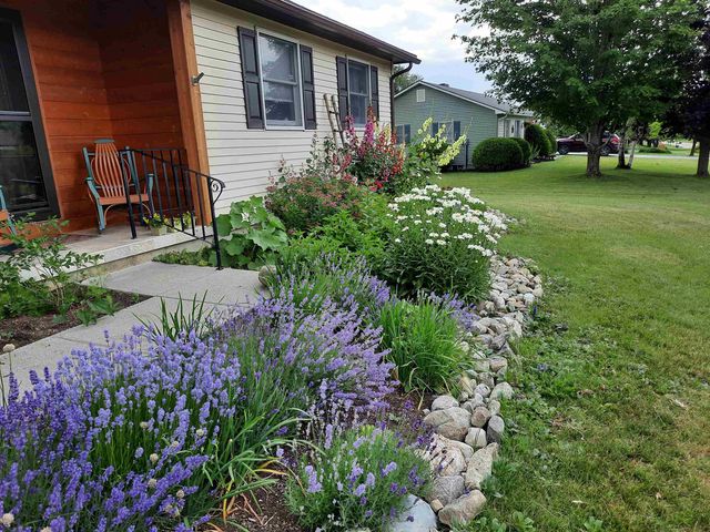 29 Mount Pleasant Drive, Brandon, VT 05733