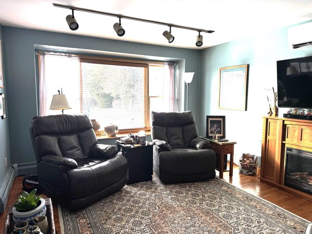 29 Mount Pleasant Drive, Brandon, VT 05733