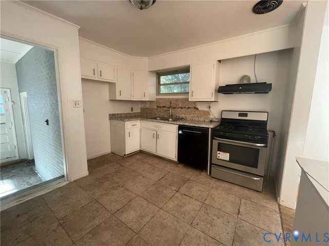 1929 Buckner St, Petersburg, VA 23805