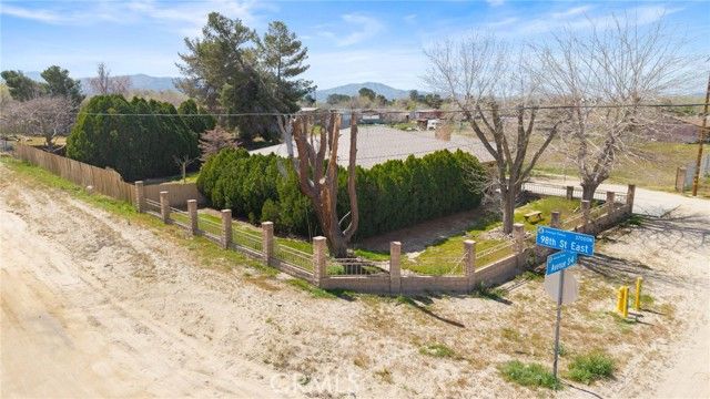 9756 E Avenue S4, Littlerock (also Little Rock), CA 93543