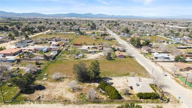 9756 E Avenue S4, Littlerock (also Little Rock), CA 93543