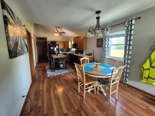 406 S Jackson Street, Gardner, IL 60424