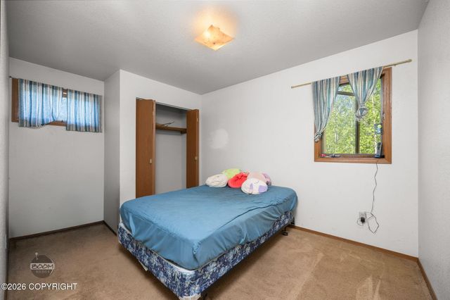 5175 E Sams Circle, Wasilla, AK 99654