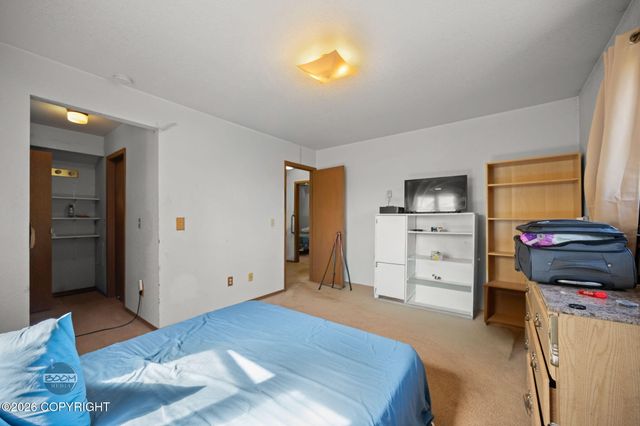 5175 E Sams Circle, Wasilla, AK 99654
