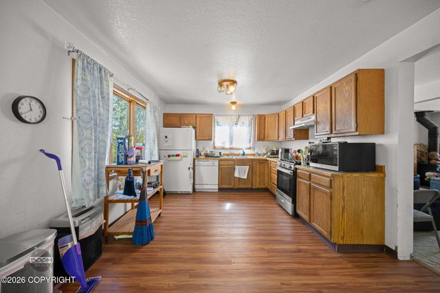 5175 E Sams Circle, Wasilla, AK 99654