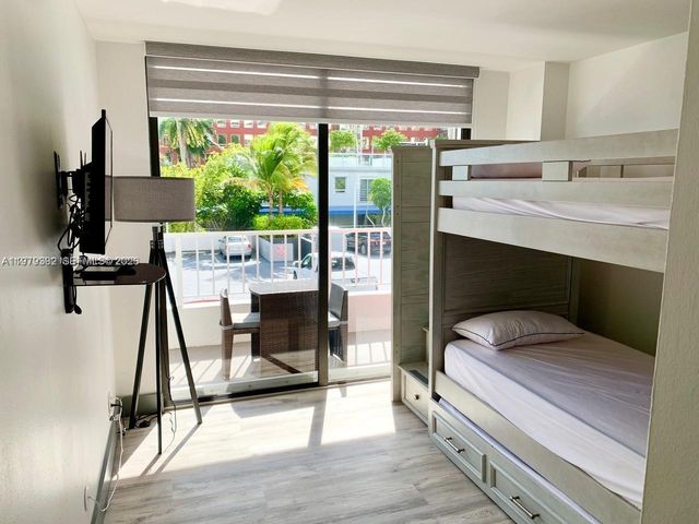 200 SE 15th Rd 3J, Miami, FL 33129