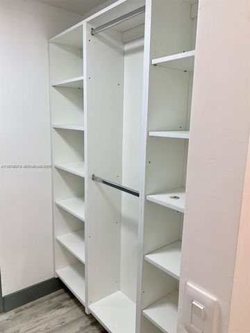 200 SE 15th Rd 3J, Miami, FL 33129