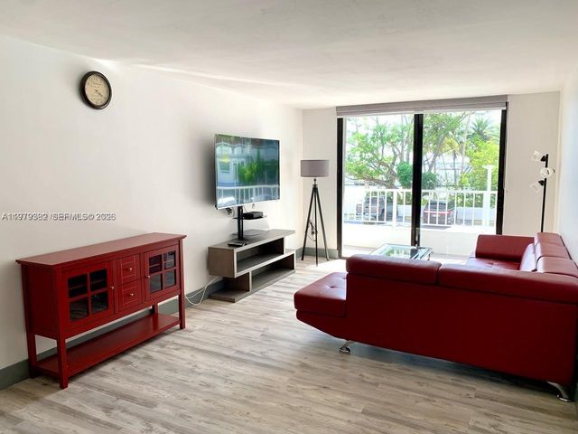 200 SE 15th Rd 3J, Miami, FL 33129