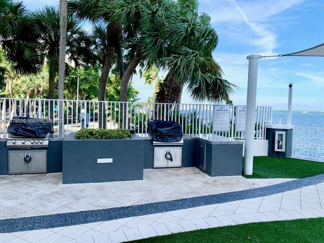 200 SE 15th Rd 3J, Miami, FL 33129