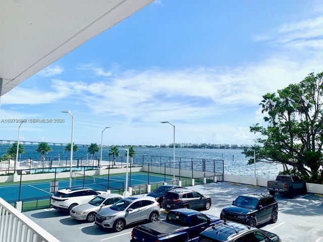 200 SE 15th Rd 3J, Miami, FL 33129