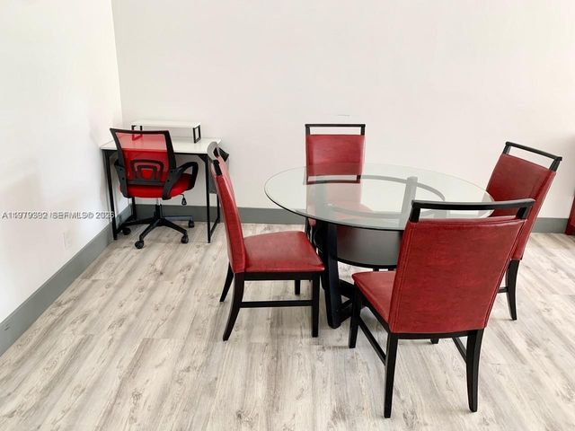 200 SE 15th Rd 3J, Miami, FL 33129