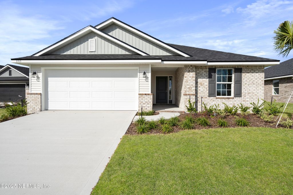3400 MEADOW RIDGE Place, Green Cove Springs, FL 32043
