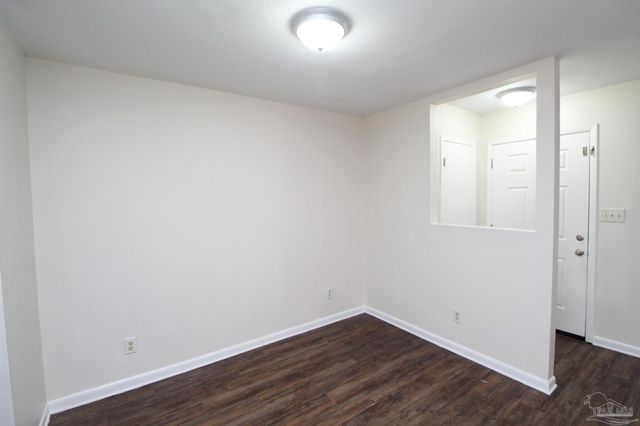 5207 Charbar Dr B, Pensacola, FL 32526