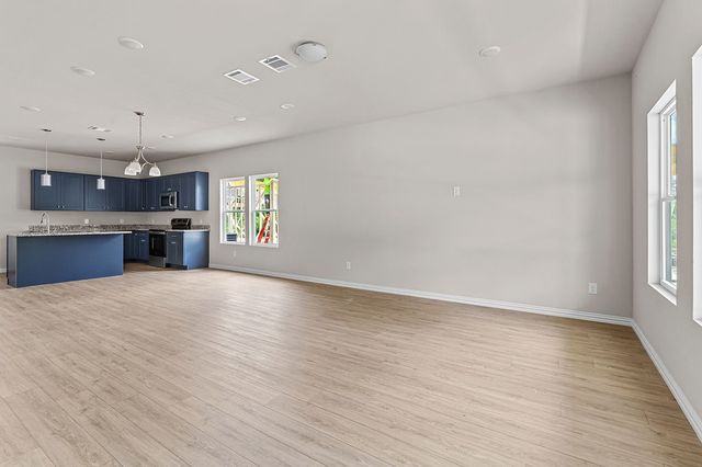 320 W gambrell Street, Fort Worth, TX 76115