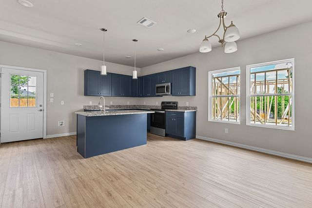 320 W gambrell Street, Fort Worth, TX 76115