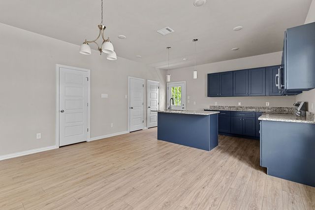 320 W gambrell Street, Fort Worth, TX 76115