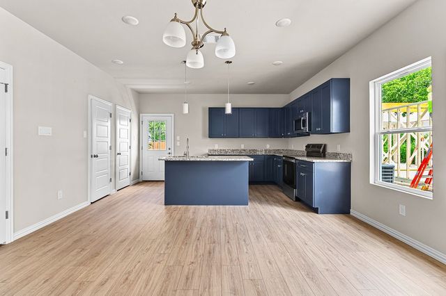 320 W gambrell Street, Fort Worth, TX 76115