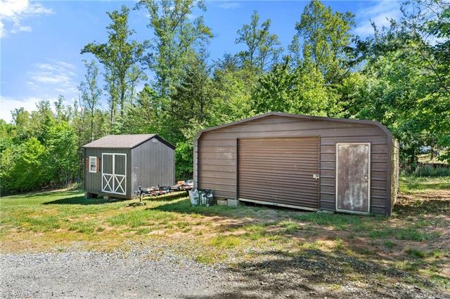 215 Lester Price Road, Stoneville, NC 27048