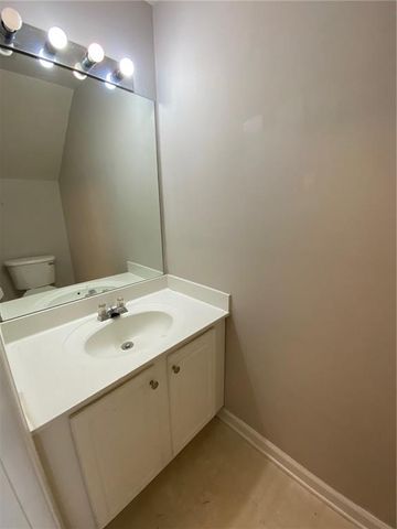 4019 Howell Park Road, Duluth, GA 30096