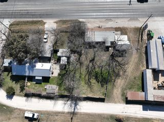 1401 & 1405 E Central Ave, Comanche, TX 76442