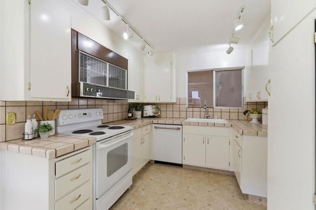 5948 Royal Ann Drive, San Jose, CA 95129