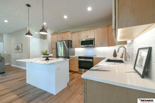 4519 S 57th Street, Lincoln, NE 68516