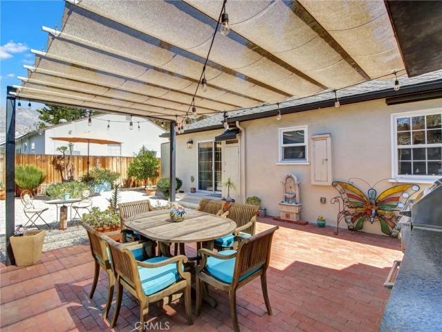 367 Eaton Drive, Pasadena, CA 91107