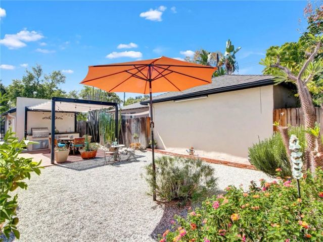 367 Eaton Drive, Pasadena, CA 91107