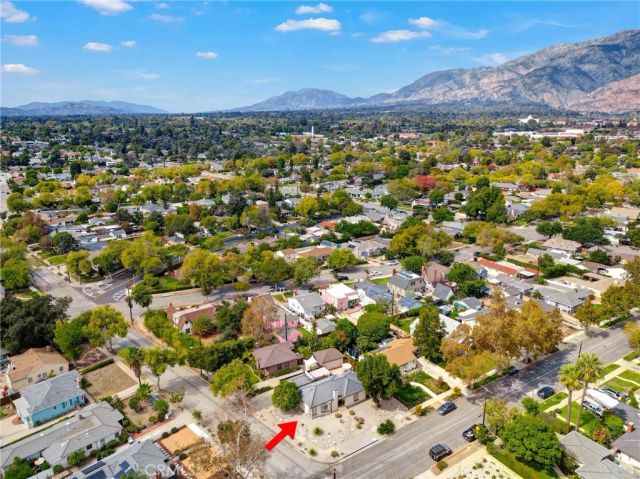 367 Eaton Drive, Pasadena, CA 91107