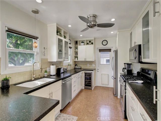 367 Eaton Drive, Pasadena, CA 91107