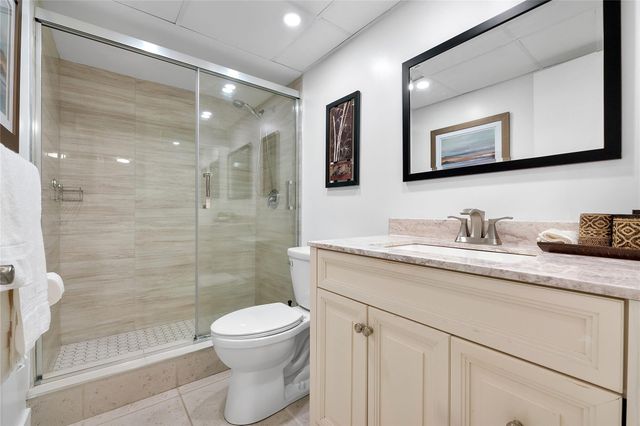 2900 NW 47th Ter 109A, Lauderdale Lakes, FL 33313