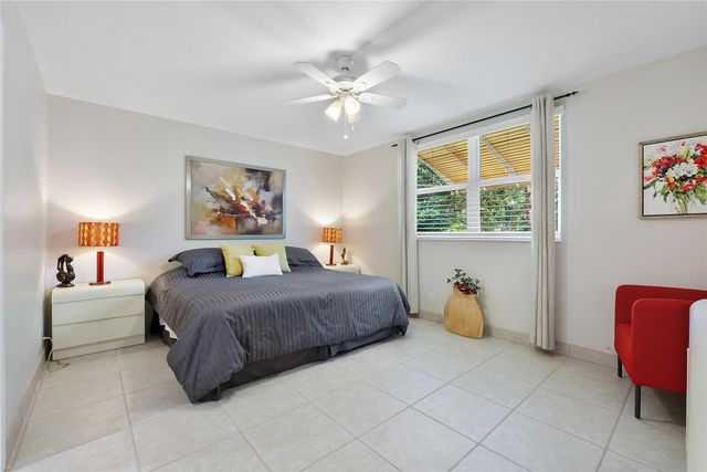 2900 NW 47th Ter 109A, Lauderdale Lakes, FL 33313