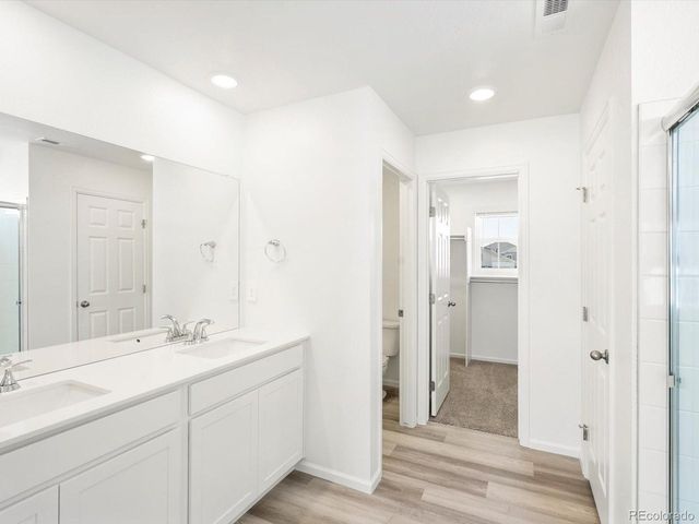 4681 Sunsplash Way, Johnstown, CO 80534