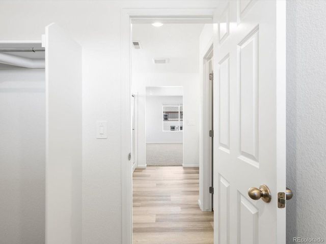 4681 Sunsplash Way, Johnstown, CO 80534