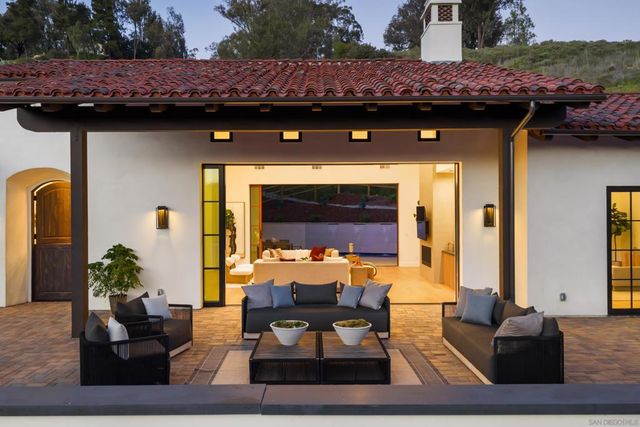 5758 60 Las Palomas, Rancho Santa Fe, CA 92067