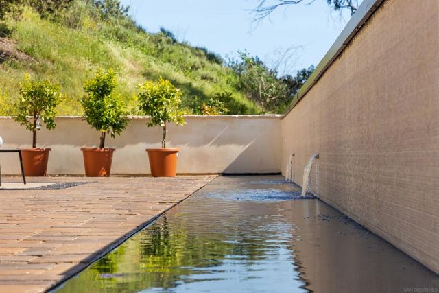 5758 60 Las Palomas, Rancho Santa Fe, CA 92067