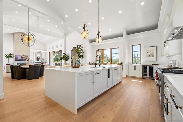 5758 60 Las Palomas, Rancho Santa Fe, CA 92067