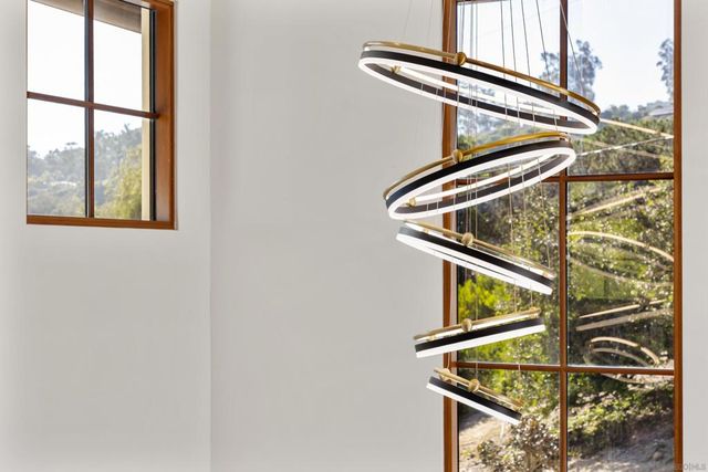 5758 60 Las Palomas, Rancho Santa Fe, CA 92067