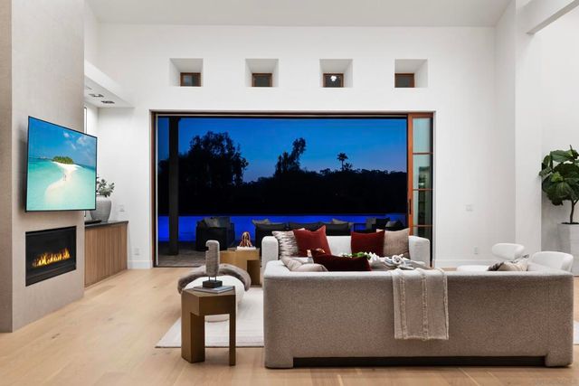 5758 60 Las Palomas, Rancho Santa Fe, CA 92067