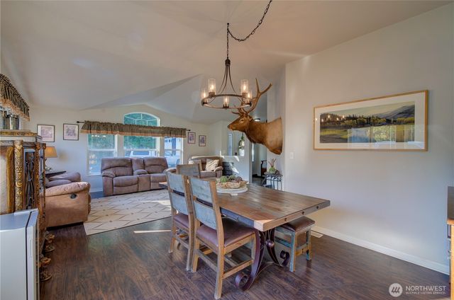 1220 Morrison Road, South Bend, WA 98596