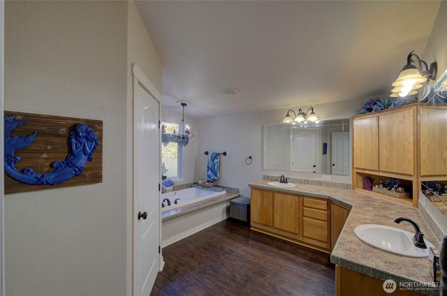 1220 Morrison Road, South Bend, WA 98596