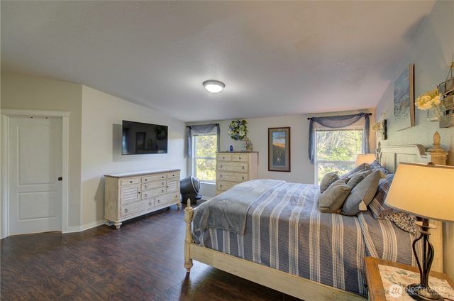 1220 Morrison Road, South Bend, WA 98596