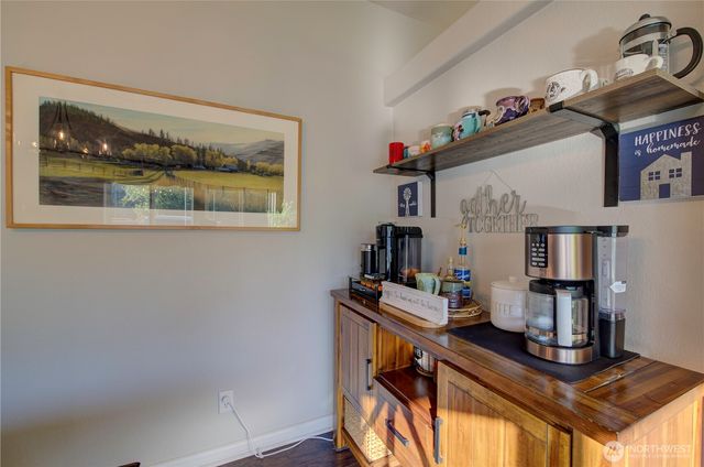 1220 Morrison Road, South Bend, WA 98596