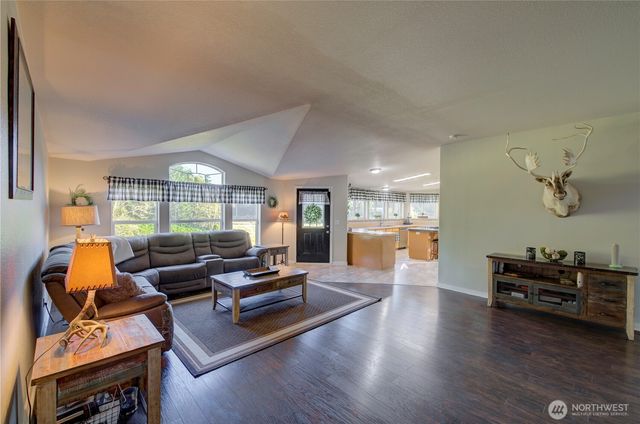 1220 Morrison Road, South Bend, WA 98596