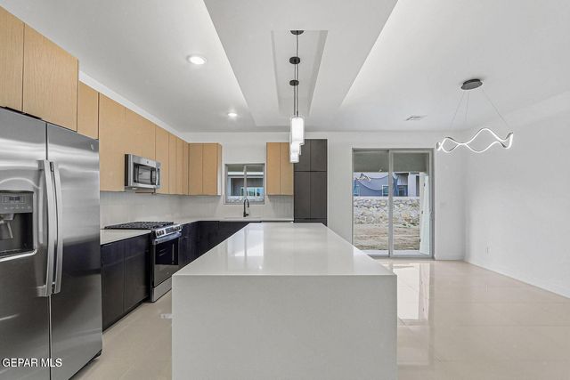 937 ADA Lane, El Paso, TX 79932