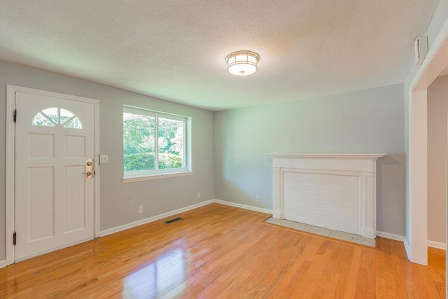 6113 Fisk Avenue, Chattanooga, TN 37421