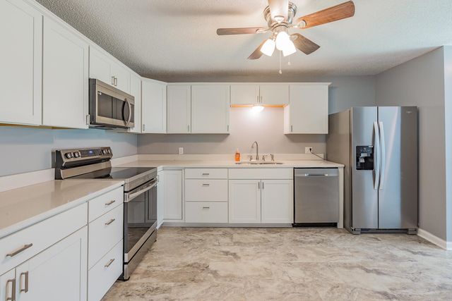 6113 Fisk Avenue, Chattanooga, TN 37421