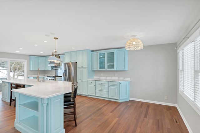 1405 Surrey Lane, Algonquin, IL 60102